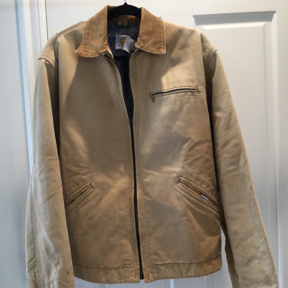 Carhartt Men’s jacket, tan, brand size L